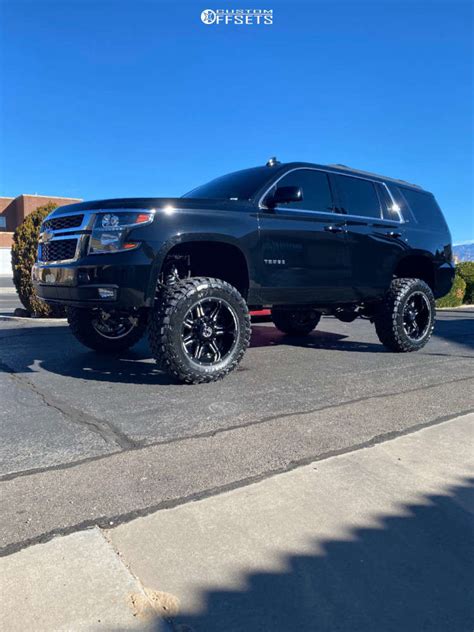 2017 Chevrolet Tahoe With 20x10 19 Anthem Off Road Equalizer And 35 12