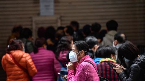 Contigo en la mañana recorrió las calles de comunas que se encuentran con cuarentena total en pleno toque de queda, descubriendo varias sorpresas en medio de la noche. Comuna de 10 mil habitantes es puesta en cuarentena en ...