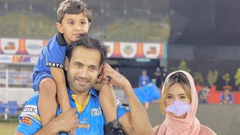 Irfan Pathan Responds To Hate Tweet Over His Wifes Blurred Photo That Has Gone Viral Says I Am