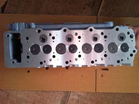 High Performance Complete Cylinder Head Mitsubishi 4m40 With Bigger