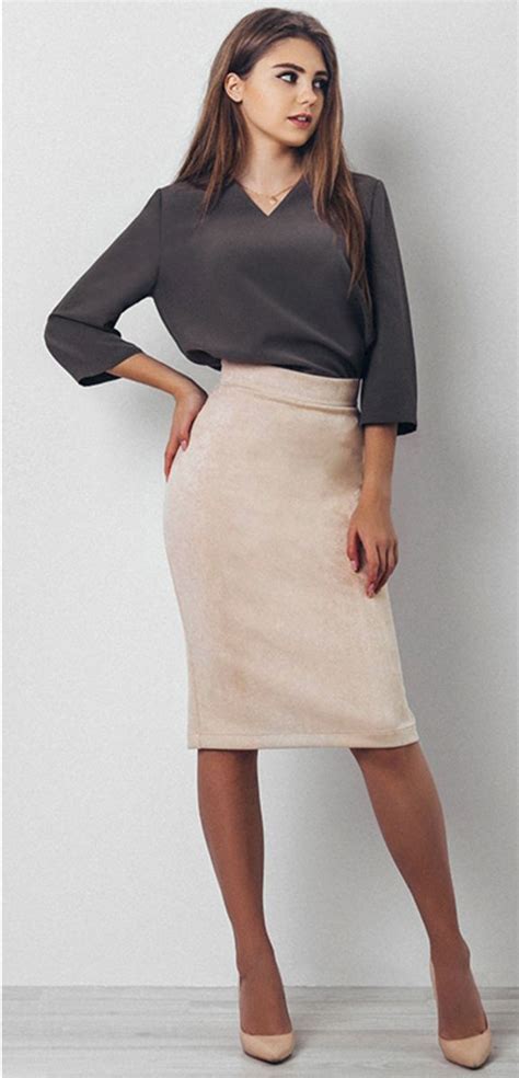 How To Wear Pencil Skirt Pencilskirts Pencil Skirt Casual Suede