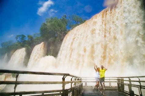 Iguazú Falls And Iberá Marshlands Autiq Cars