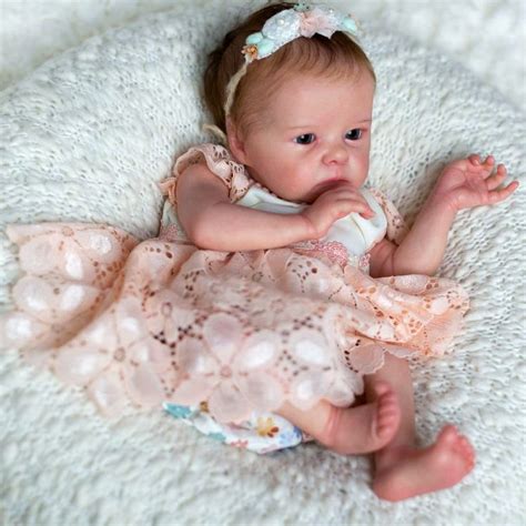 18 Robey Realistic Reborn Baby Girl Doll Child House