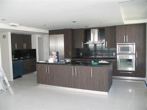 The traditional italian kitchen design feels rustic. Italian Kitchen Designs Ideas, Pictures & Photos