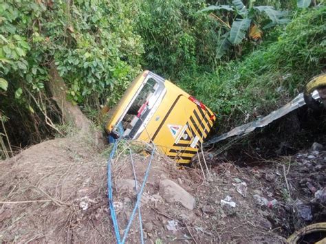 school teacher killed after bus falls in ravine the manila times