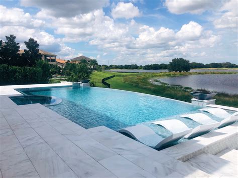 Infinity Edge Pool And Spa In Winter Garden Florida With Lake View