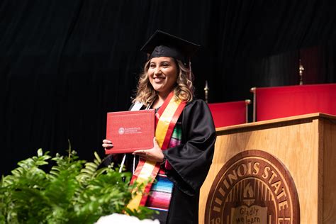 10 Things Every New Illinois State Grad Should Know News Illinois State