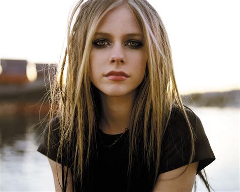 Avril Lavigne Hd Wallpaper Background Image 3000x2400