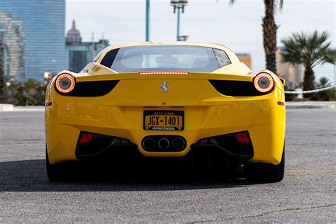 Ferrari italia red light waiting, acceleration to 60 Ferrari 458 Italia Coupe Rental In Las Vegas | Dream Exotics