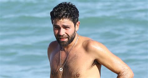 Adrian Grenier Shows Off Shirtless Beach Body In Miami Adrian Grenier