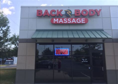 Back And Body Massage Contacts Location And Reviews Zarimassage