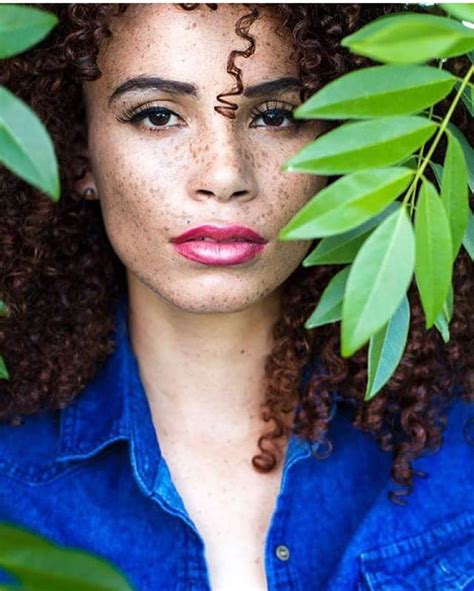 Naturalcurlybeautiful Natural Hair Styles Freckle Face People With Freckles