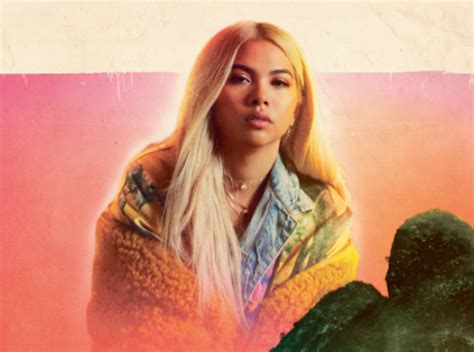 Hayley Kiyoko Announces First Ever Uk And Europe Tour Withguitars