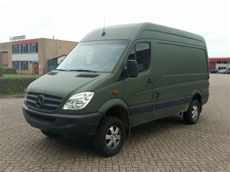 Now with car finance from trusted dealers. Mercedes Benz Sprinter 316 CDI 4x4 closed box delivery van ...