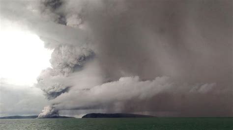 Satellite Radar Reveals Anak Krakatau Volcano Collapse Triggered Tsunami
