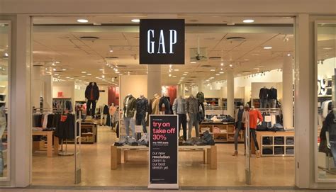 You can use your gap credit card at gap, banana republic, old navy, athleta and the branded outlet stores. 10 Benefits of Having a Gap Credit Card