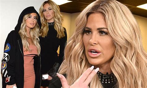 Kim Zolciak And Daughter Look Identical As They Arrive At Good Day New
