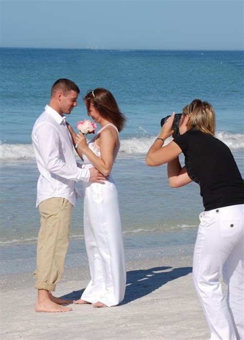 Simple Beach Weddings Wedding Ideas Tips Florida Beach Wedding Bride Groom Pink Bouquet