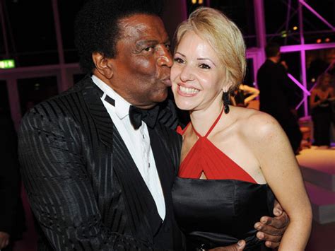 Directeur de recherche à l'inserm et ancien directeur de l'institut axel kahn est surtout connu du grand public pour ses actions de vulgarisation scientifique et ses prises de positions sur des questions éthiques et. Der Radio Regenbogen Award ehrt unter anderen Mario Barth ...