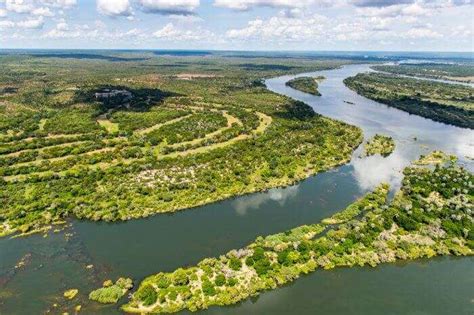 The long and windingriver gacekblog: Zambezi River: An Amazing Guide For The Wanderlust Souls!