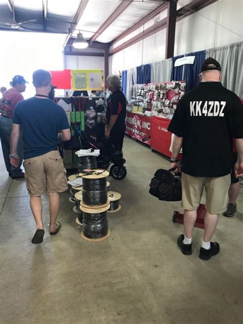 2019 Hamvention Inside Exhibits 9 Of 129 The Swling Post