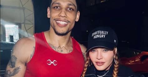 Madonna Shows Off Her Youthful Looks As She Watches New Toybabe Joshua Popper S Fight Mirror