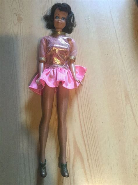 Vintage 1960s Mattel Barbie Brunette Midge Doll Ebay Mattel Barbie