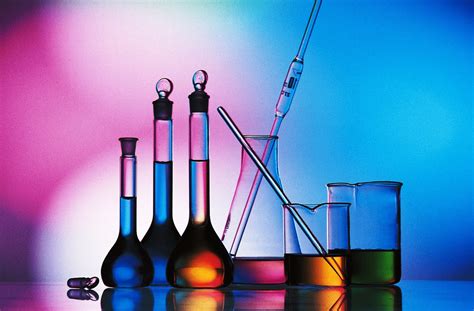 Material De Cristaleria De Laboratorio De Biologia Y Sus Usos