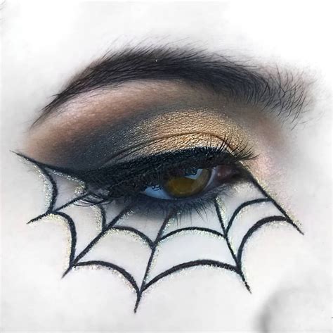 Perfect Glam Makeup For Halloween Spider Web Eyeliner 🕸️😵🕷️ Halloween