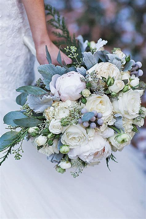 Trend Alert For Winter Silver And Grey Wedding Bouquets Heart Weve