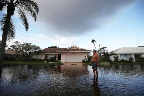 Powerful Hurricane Irma Slams Into Florida