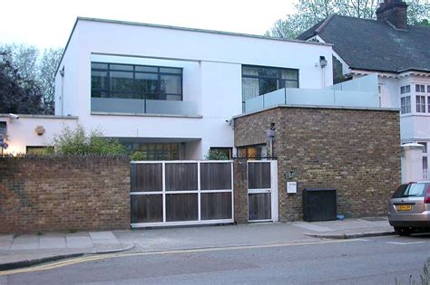 Some Modern Houses In The London Borough Of Islington North