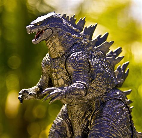 The Kaiju Planet Figure Review Neca 12 Inch Head To Tail Godzilla