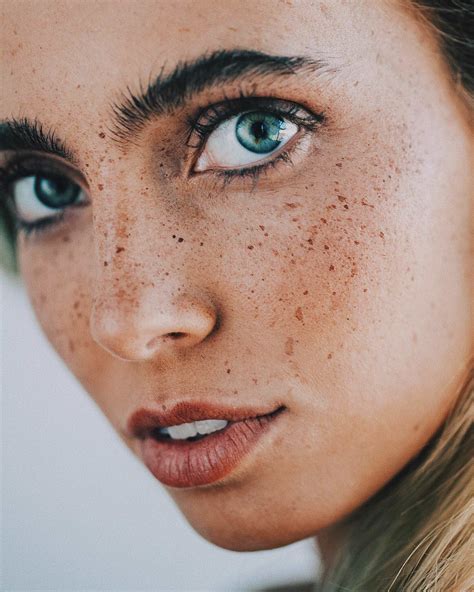 Nice Thick Eyebrows Rfreckledgirls