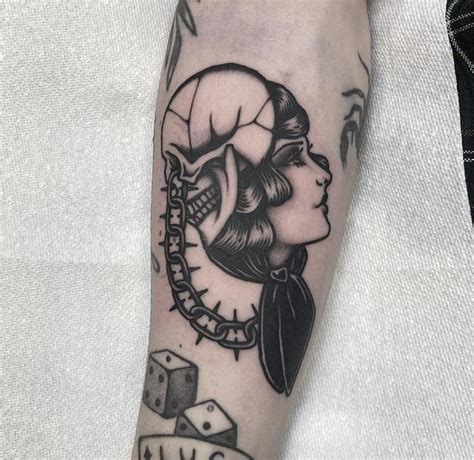 Lady Head By Dustin Fleming Flipside Tattoos Calgary Alberta Tattoo