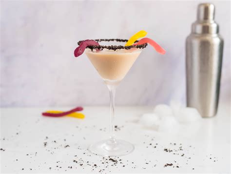 Vanilla Vodka Ghost Tini Cocktail Recipe