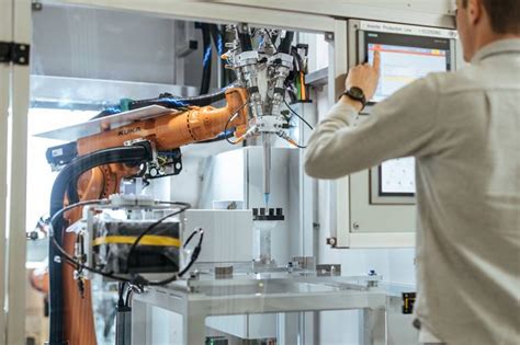 Kuka To Supply 50 Robots For Production Lines For E Mobility Provider
