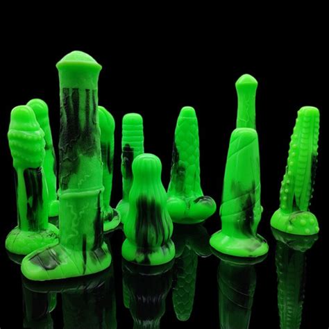 2022 New 15 Models Emerald Silicone Dildos Female Masturbation Dongs