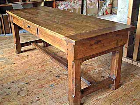 926 résultats pour 'table chene massif'. Table de ferme ancienne en chene massif - Table de lit