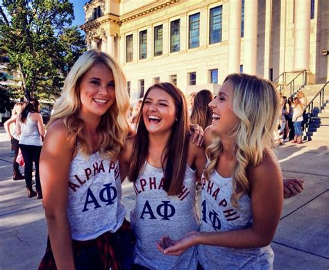 Alpha Phi At University Of Utah Alphaphi Aphi Bidday Sorority Utah College Fashion Women