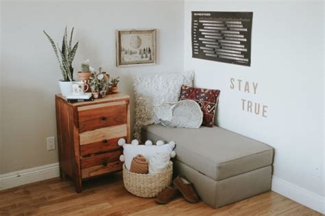 Apartment Bedroom Ideas For Twenty Somethings 3 Ways To Style An