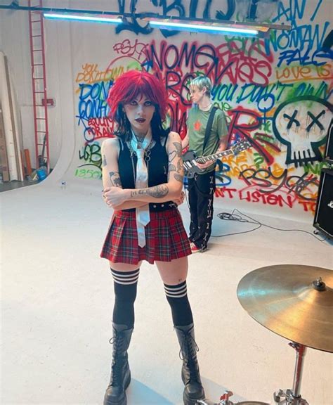 Heather Baron Gracie On Instagram Pale Waves Punk Girl Punk Rock Girls
