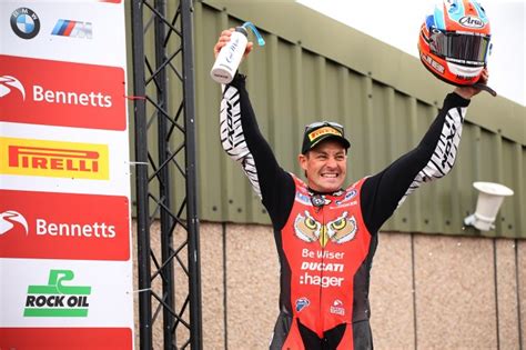 thruxton bsb brookes back in the game with dominant race two win bikesport news