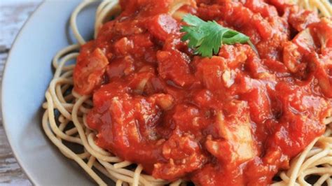 Spaghetti sauce mix or your own seasonings. Easy Spaghetti with Tomato Sauce Recipe - Allrecipes.com