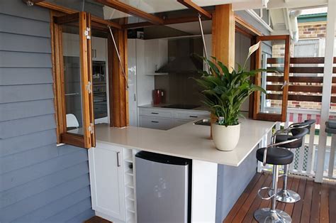 Jun 01, 2021 · sometimes referred to as a servery window, these pass through openings allow for indoor to outdoor entertaining. Servery Window - New Kitchens Brisbane