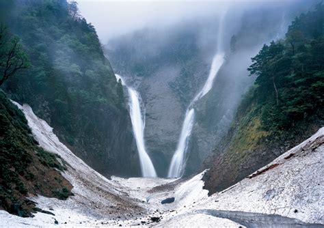 Canyon With Lingering Snow And Fresh Green Syoumyou Daki Toyama Pref