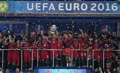 Find portugal vs france result on yahoo sports. EURO 2016: Portugal defeat France 1-0 to win first European Championship (With images) | Euro ...
