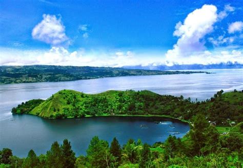 Berkunjung Ke Danau Toba Danau Terbesar Yang Ada Di Asia Tenggara Orami