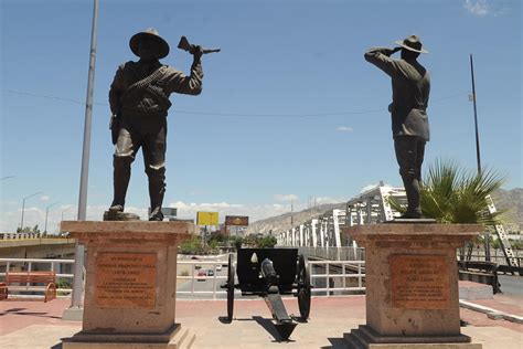 Con Monumentos Inmortalizan A Revolucionarios En La Laguna El Siglo