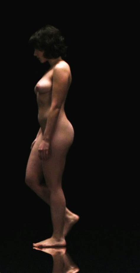 Scarlett Johansson Nue Dans Under The Skin
